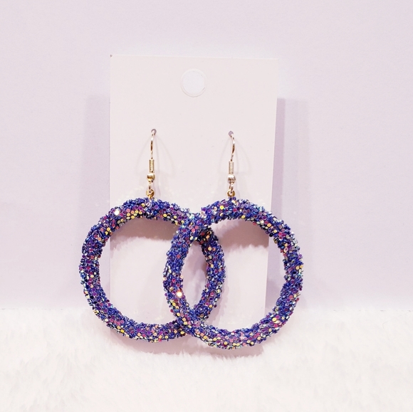 Earrings - Picture 2 of 3